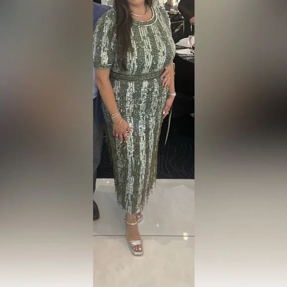 Mac Duggal Olive Sequin Midi Dress - Picture 2 of 2